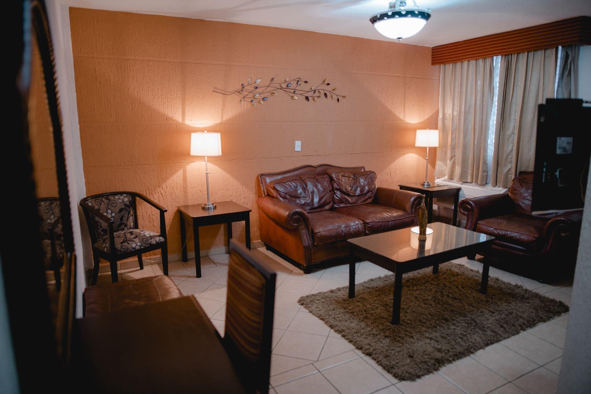 Eh Ejecutivo Urban Hotel Тепик Екстериор снимка