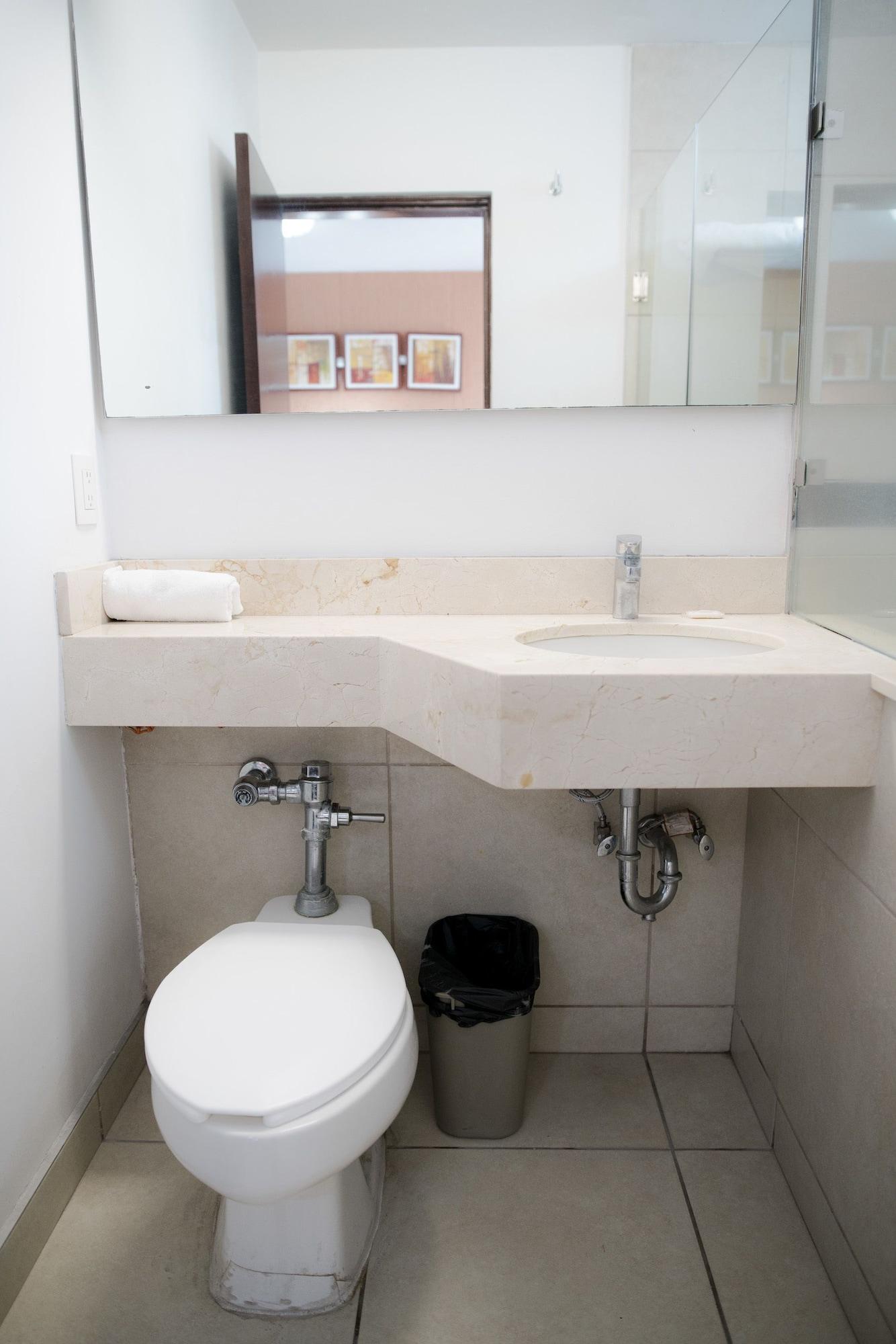 Eh Ejecutivo Urban Hotel Тепик Екстериор снимка