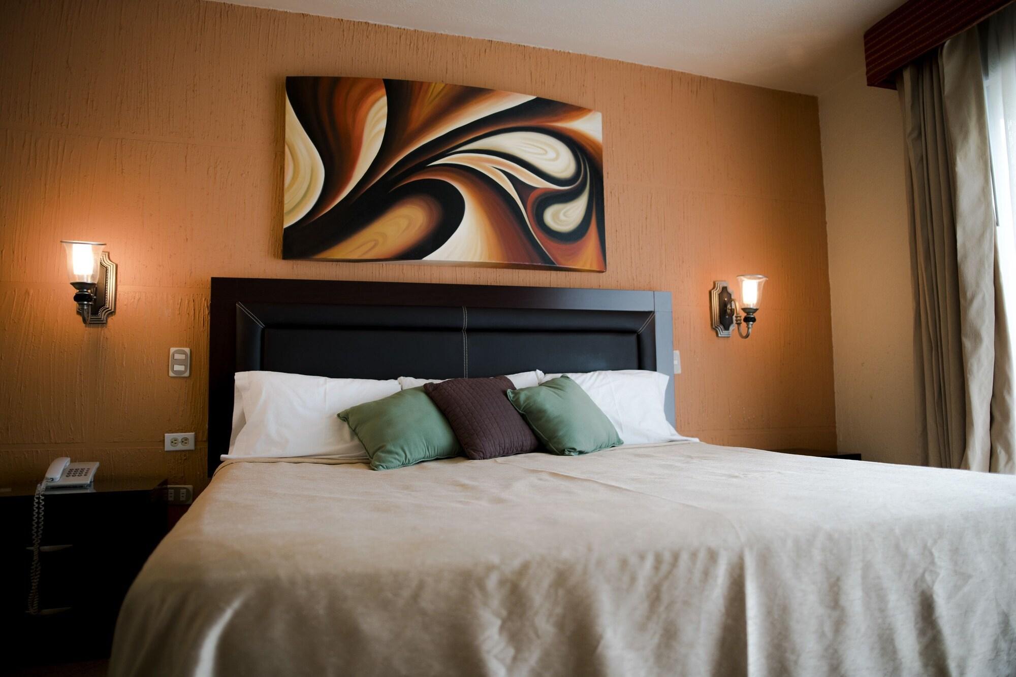 Eh Ejecutivo Urban Hotel Тепик Екстериор снимка