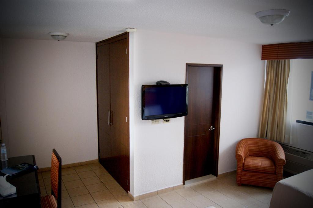 Eh Ejecutivo Urban Hotel Тепик Екстериор снимка